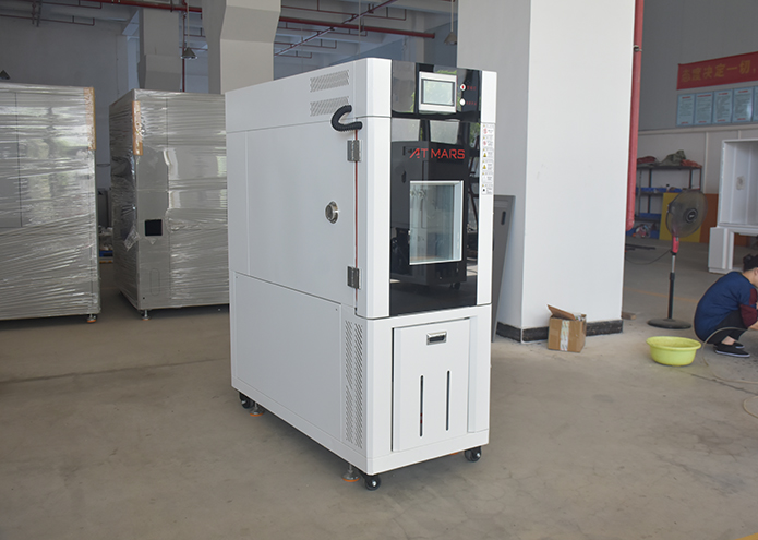 恒溫恒濕試驗(yàn)箱出現(xiàn)凝露現(xiàn)象的解決措施(圖1)